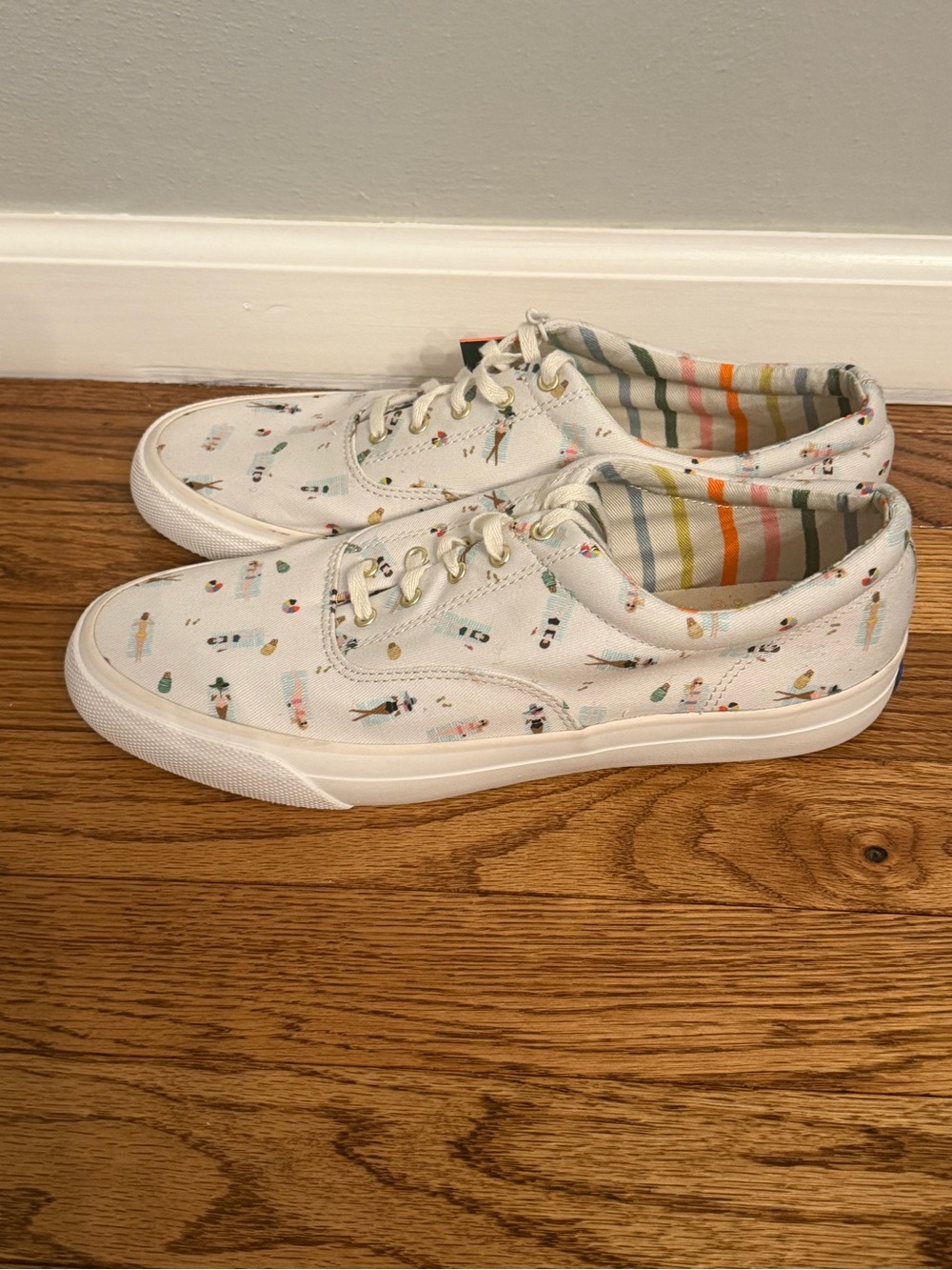 Rifle Paper Co X Keds Sun Girls White Canvas Lace-Up Sneakers with Beach Print - Picture 3 of 9